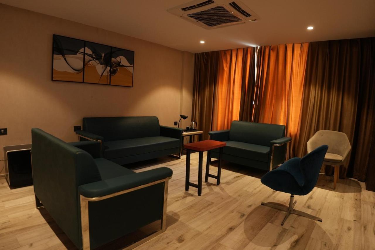 Hotel Ocean Vista Bay วิสาขปัตนัม ภายนอก รูปภาพ