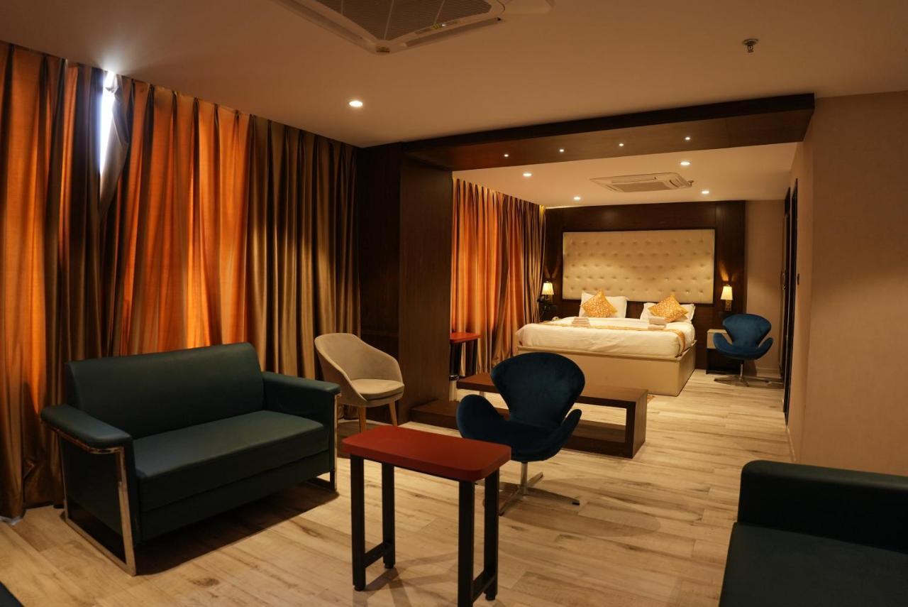 Hotel Ocean Vista Bay วิสาขปัตนัม ภายนอก รูปภาพ