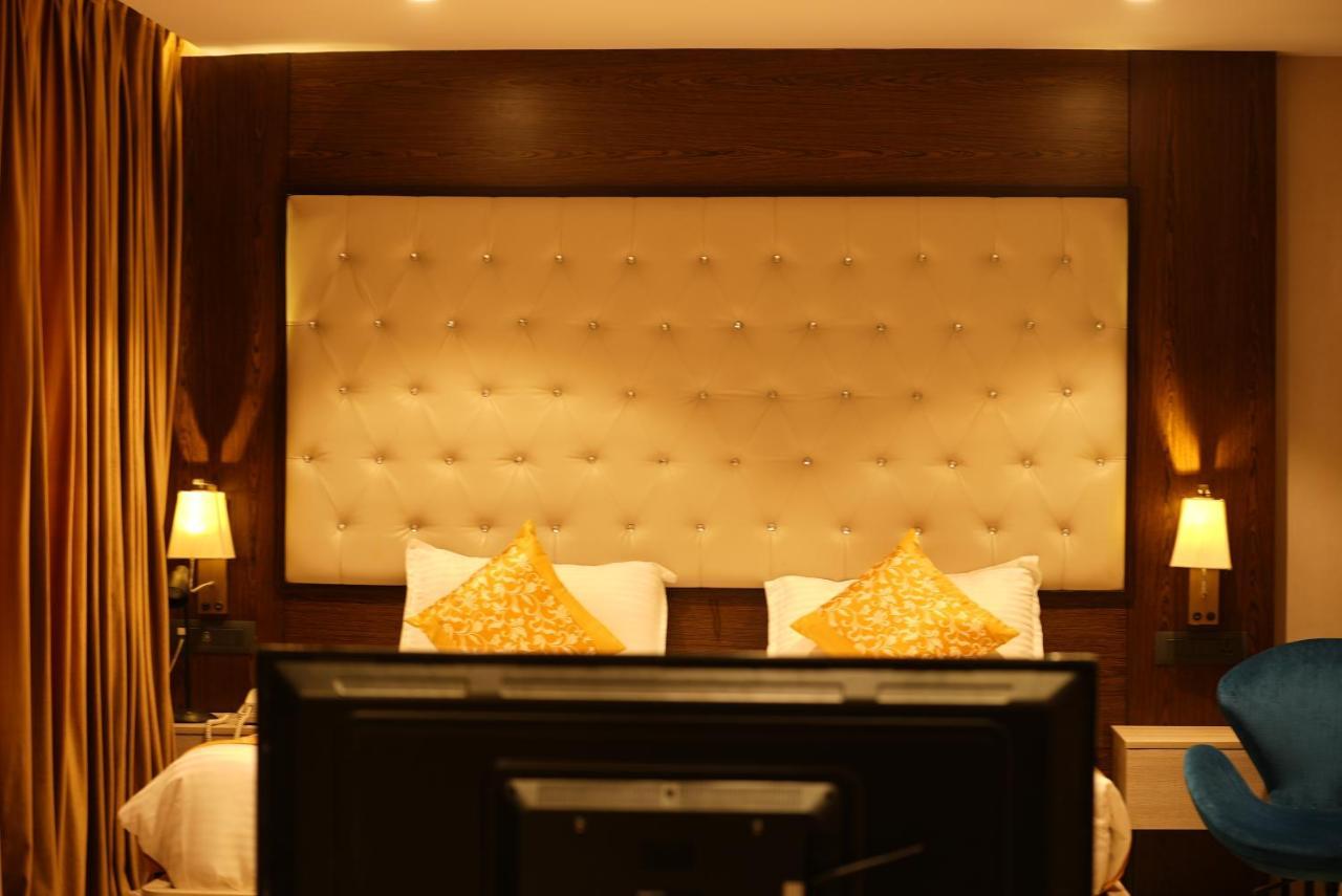 Hotel Ocean Vista Bay วิสาขปัตนัม ภายนอก รูปภาพ
