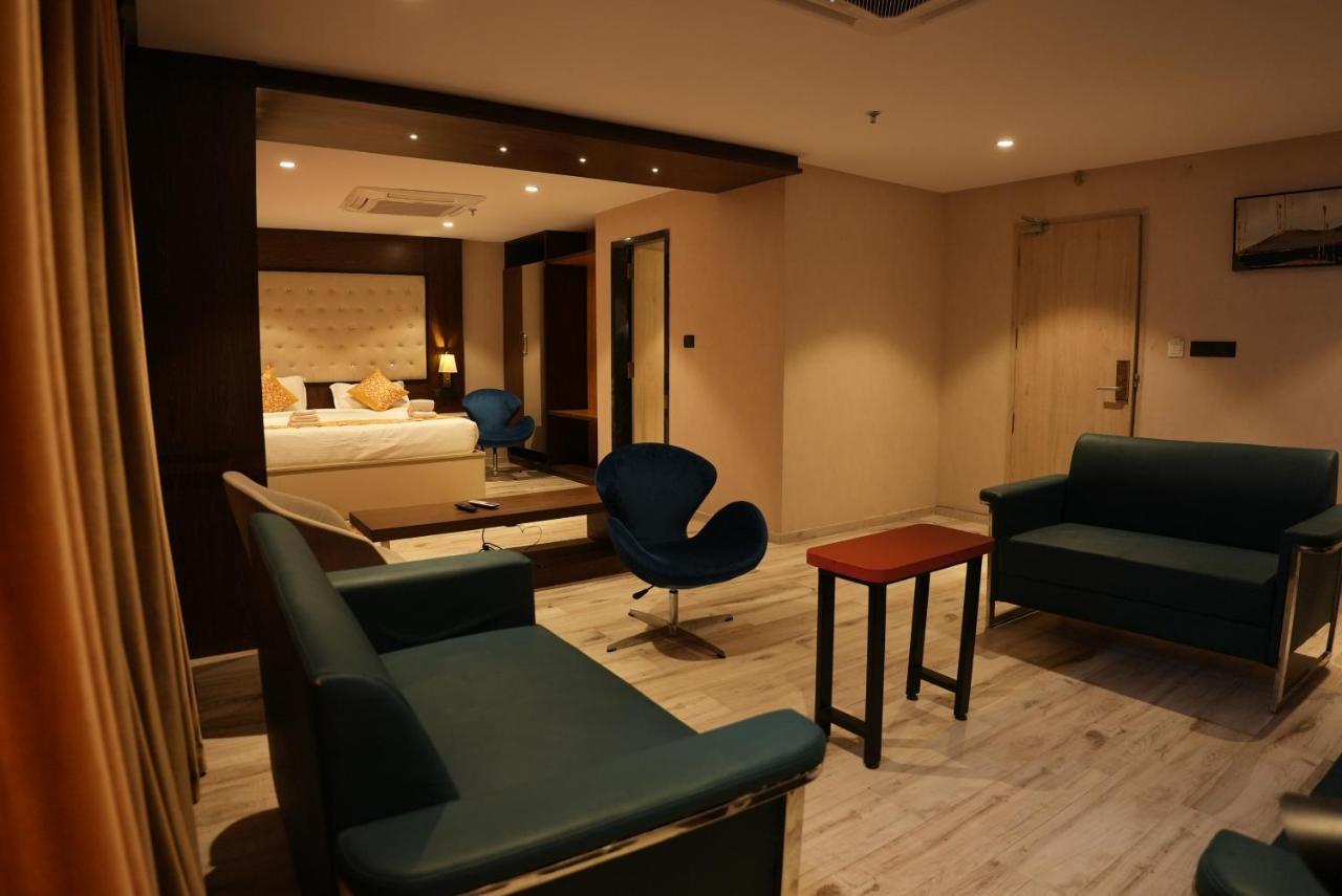 Hotel Ocean Vista Bay วิสาขปัตนัม ภายนอก รูปภาพ