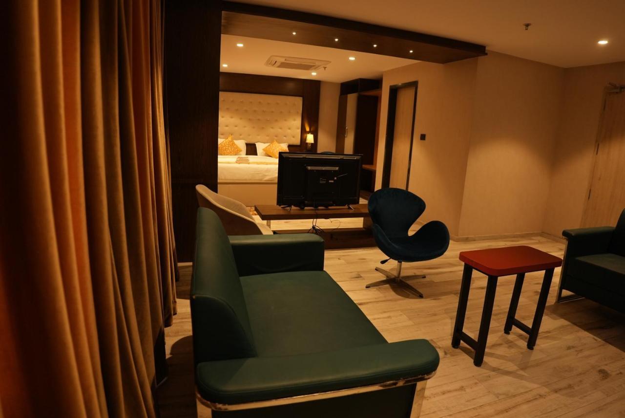 Hotel Ocean Vista Bay วิสาขปัตนัม ภายนอก รูปภาพ