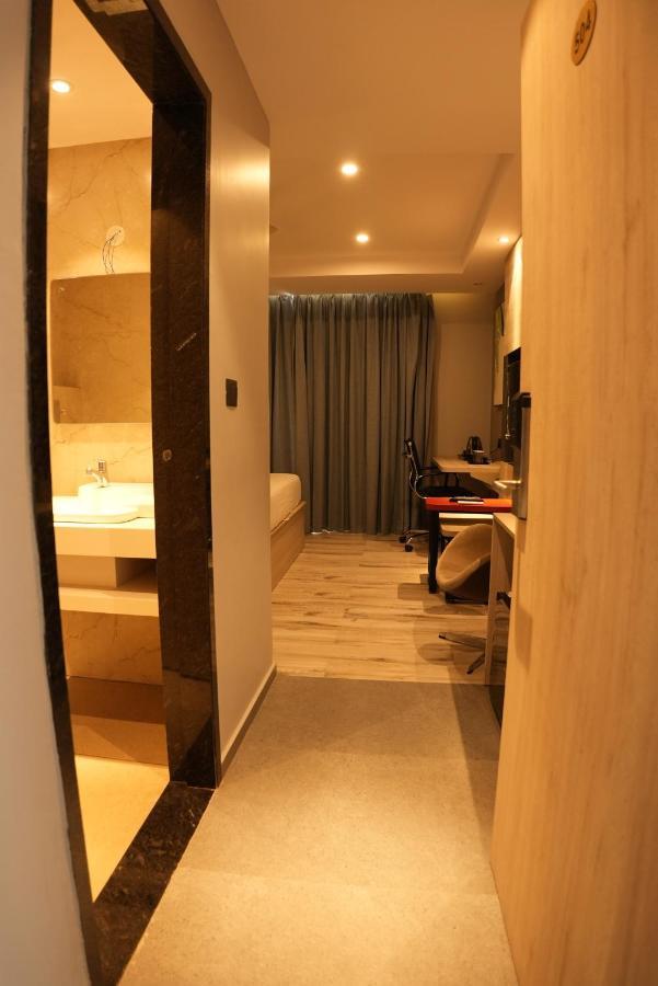 Hotel Ocean Vista Bay วิสาขปัตนัม ภายนอก รูปภาพ